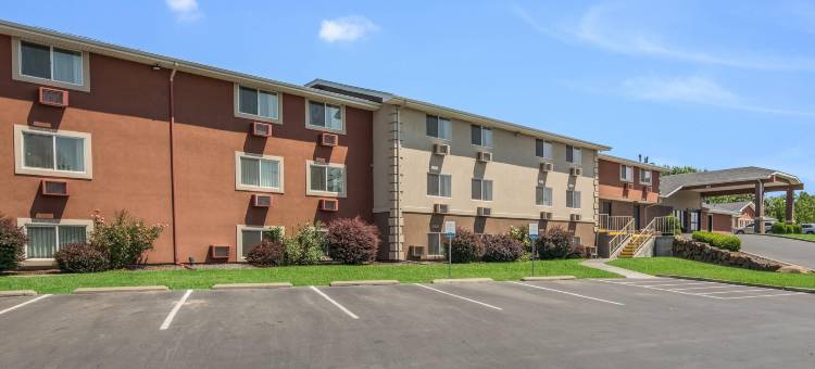 瓦拉瓦市中心凯艺套房酒店(Quality Inn & Suites Downtown Walla Walla)图片