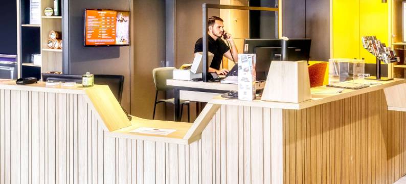 宜必思比亚里茨安格雷机场酒店(Ibis Biarritz-Anglet Aéroport)图片