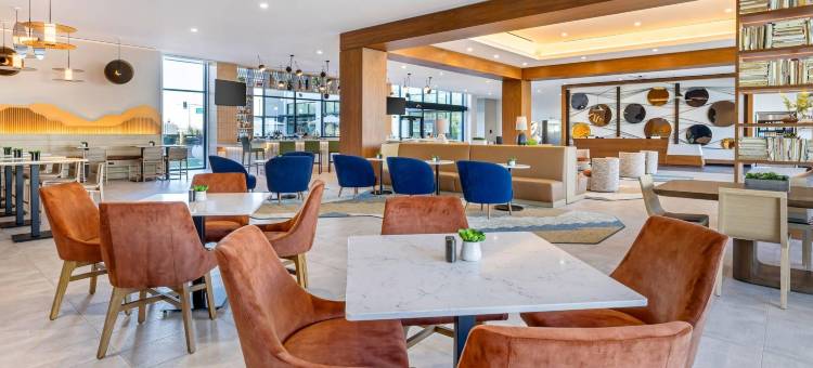 卡布里亚酒店伯班克机场(Cambria Hotel Burbank Airport)图片