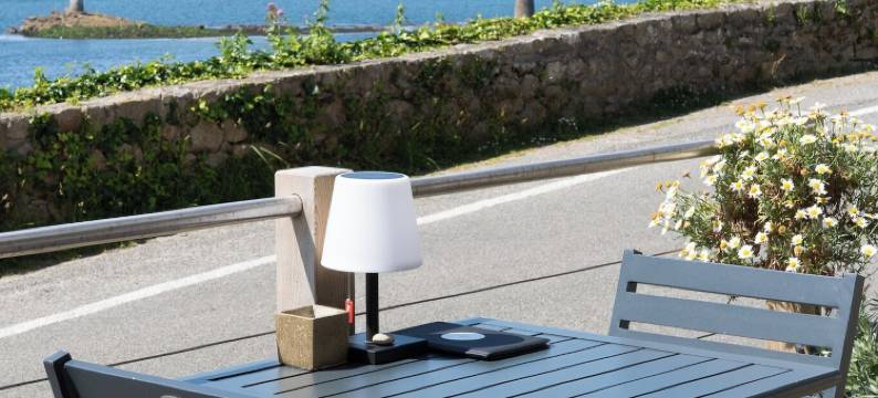 勒斯安格斯水疗公寓酒店(Hôtel la Baie des Anges, Son Spa Marin & sa Piscine Couverte et chauffée)图片