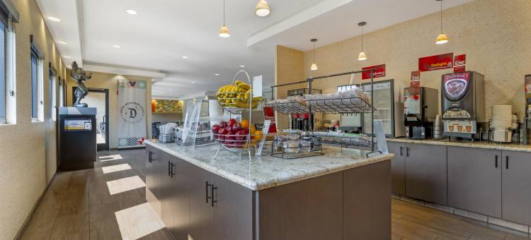 阿纳海姆贝斯特韦斯特优质酒店(Best Western Plus Anaheim Inn)图片