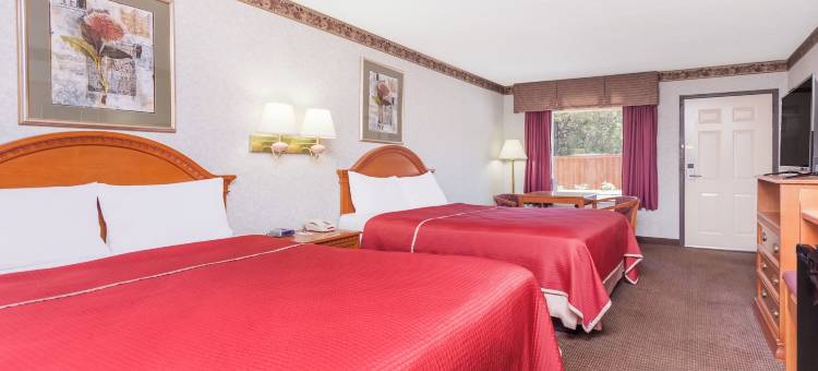 Regency Inn & Suites-Hamilton Place图片