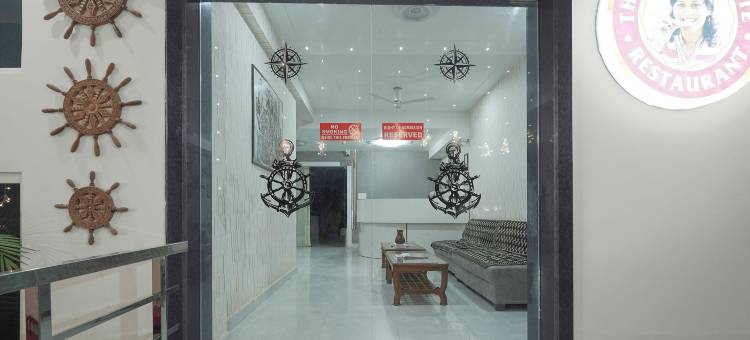 Fabhotel Marine图片