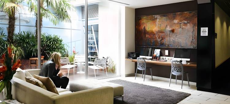 墨尔本圣基尔达海滩酒店(Saint Kilda Beach Hotel)图片