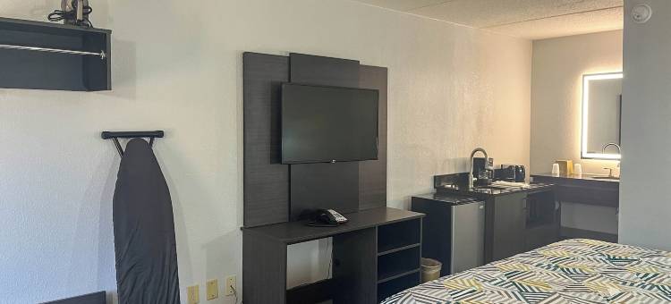 开间6 – 斯宾代尔，北卡罗来纳州 – 森林城市(Studio 6 Spindale, NC – Forest City)图片