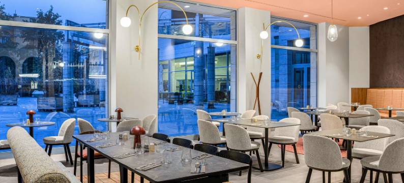 德布勒森翰悦阁莱西姆酒店(Hotel Lycium Debrecen - Handwritten Collection)图片