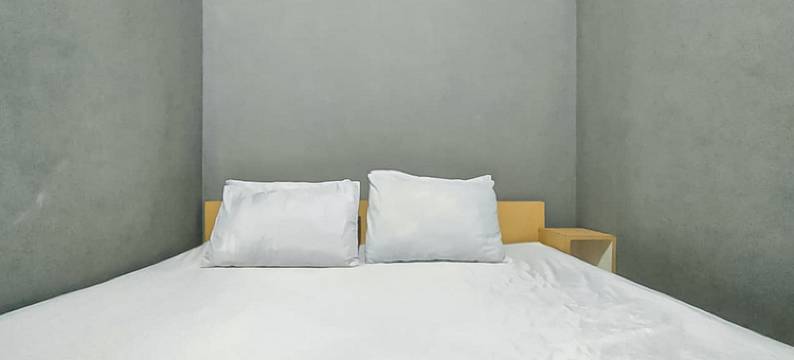 Nay Guesthouse near UMS Mitra RedDoorz图片