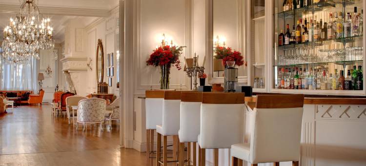 圣日耳曼昂莱亨利四世亭酒店(Pavillon Henri IV)图片