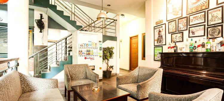 红多兹Plus酒店-近印度尼西亚大学(RedDoorz Plus Near Universitas Indonesia)图片