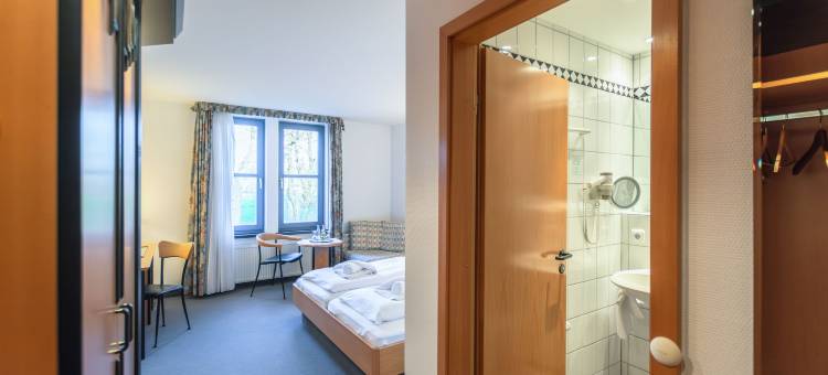 祖尔阿尔滕施米德酒店(Hotel Rügenschmiede Vis a Vis Hiddensee)图片