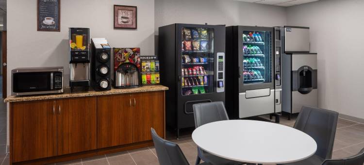 科尔尼麦客达套房酒店(Microtel Inn & Suites by Wyndham Kearney)图片