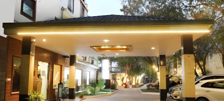 The Byke Grassfield 度假村，带户外游泳池，位于沙亚姆纳加尔(The Byke Boutique - Hotel Grassfield, Jaipur)图片