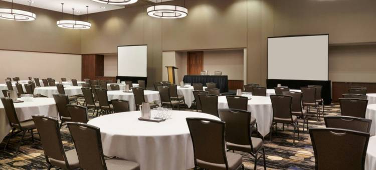 卡尔加里机场居家酒店(Residence Inn Calgary Airport)图片