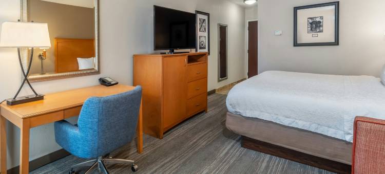 纳什维尔范德比尔特埃利斯顿广场欢朋套房酒店(Hampton Inn & Suites Nashville-Vanderbilt-Elliston Place)图片