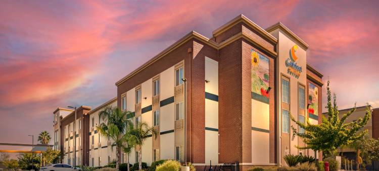 伍德兰德舒适套房酒店- 萨克拉门托机场(Comfort Suites Woodland - Sacramento Airport)图片