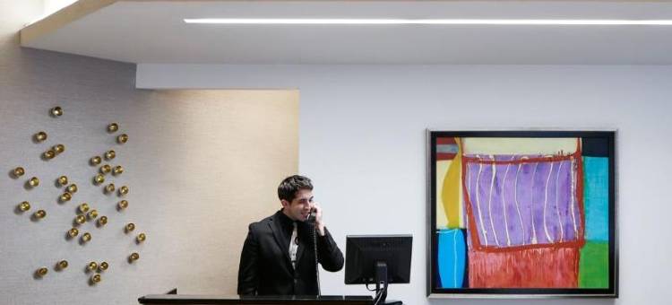 密歇根瓦克俱乐部会所酒店(Club Quarters Hotel, Wacker at Michigan)图片