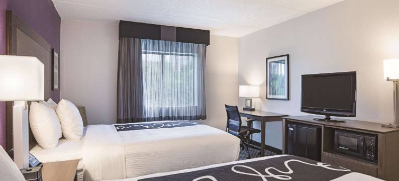 巴尔的摩I机场拉昆塔温德姆套房酒店(La Quinta Inn & Suites by Wyndham Baltimore BWI Airport)图片