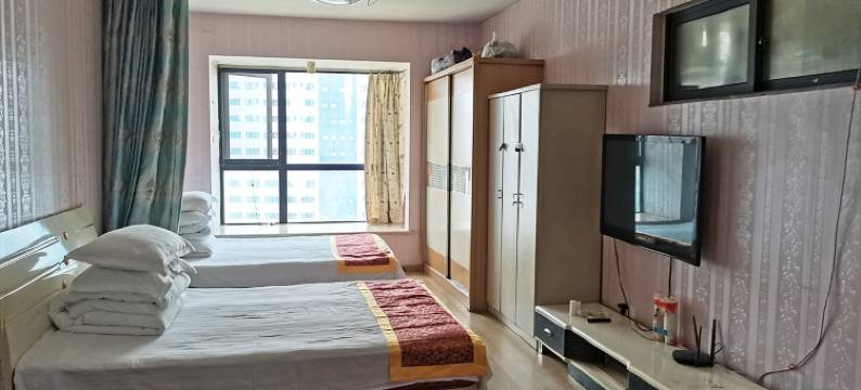 免费接车到袁家岗重医高档电梯公寓(步行街分店)图片