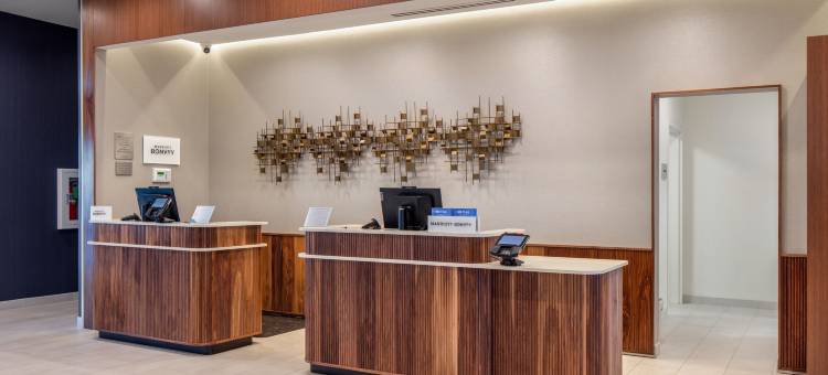 Courtyard Conway图片