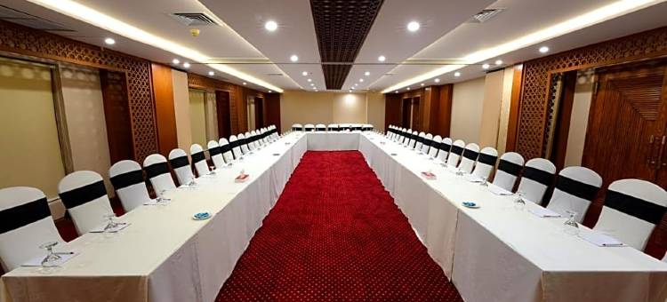 拉合尔古尔贝格2号温德姆华美达酒店(Ramada by Wyndham Lahore Gulberg II)图片