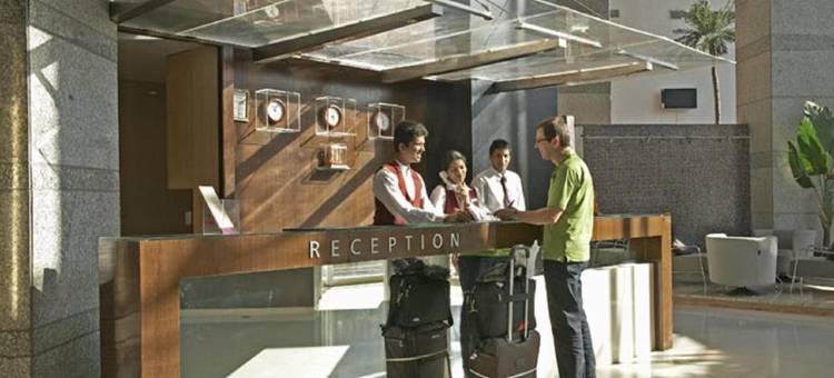 萨特卡尔酒店(Hotel Satkar Residency)图片