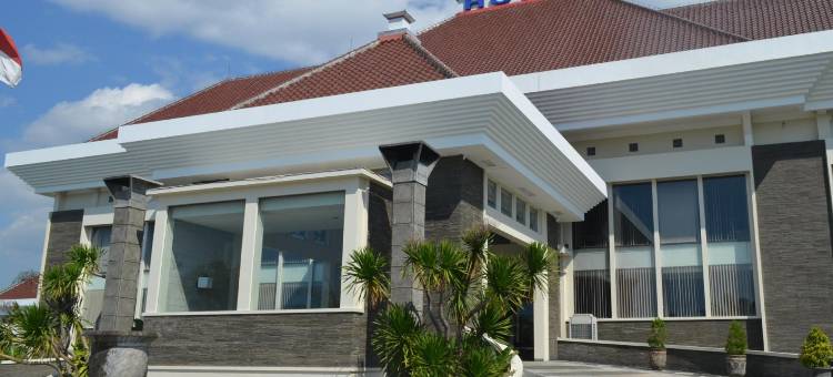 佩马郎贾纳酒店(Regina Hotel Pemalang)图片
