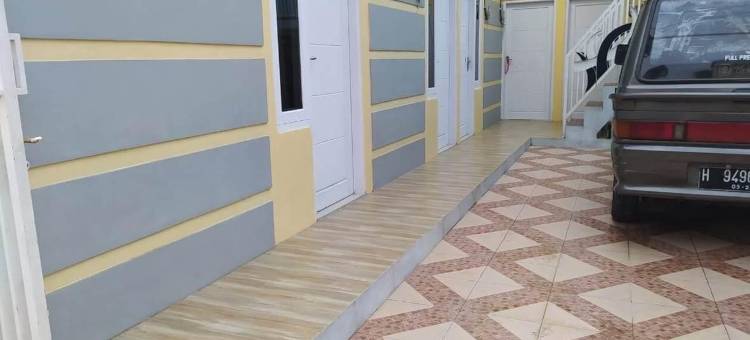 红色伙伴钻石巴塘宾馆(Guesthouse Berlian Batang Syariah Near Kampung Kalisalak Park)图片