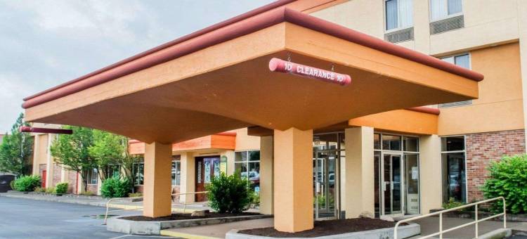 河滨凯隆套房酒店(Clarion Hotel & Suites Riverfront)图片