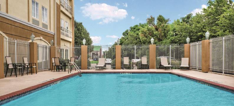 斯蒂芬维尔拉昆塔温德姆套房酒店(La Quinta Inn & Suites by Wyndham Stephenville)图片