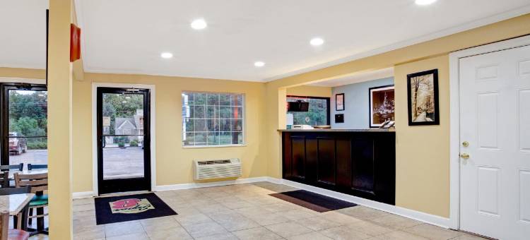 白溪-纳什维尔温德姆速8酒店(Super 8 by Wyndham Whites Creek/ Nashville NW Area)图片