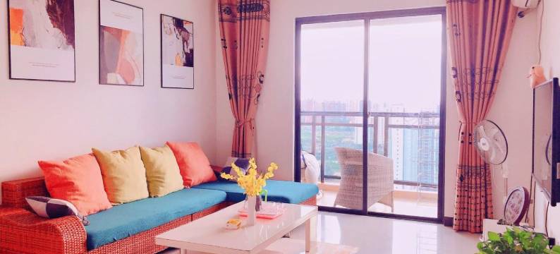 房东小雅雅公寓(江苏路分店)图片