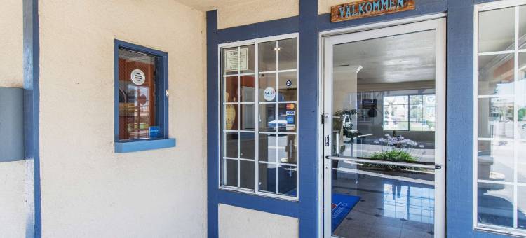 金斯堡6号汽车旅馆(Motel 6 Kingsburg, CA)图片