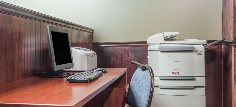 列克星敦温德姆戴斯套房酒店(Days Inn & Suites by Wyndham Lexington)图片