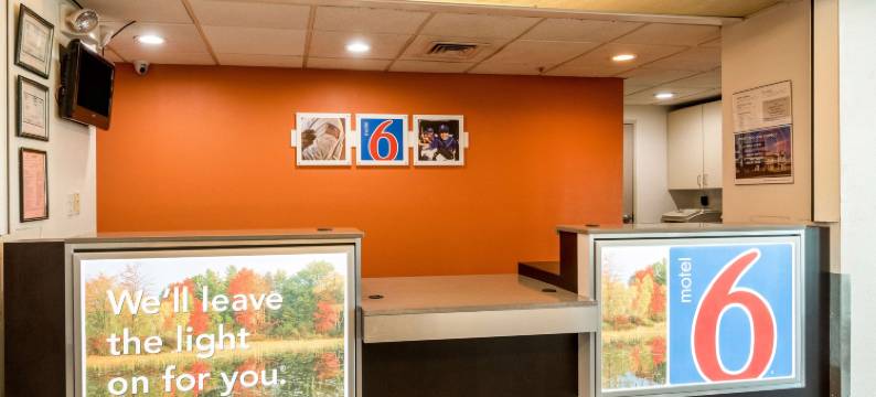 田纳西纽波特 6 号汽车旅馆(Motel 6 Newport, TN)图片