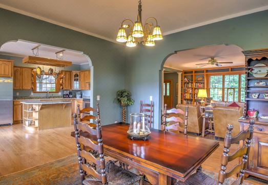 'The Wow House' - Sapphire Home w/ Deck & Views! Hotel Overview