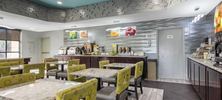 蒙哥马利东卡迈克尔路凯艺套房酒店(Quality Inn & Suites Montgomery East Carmichael Rd)图片