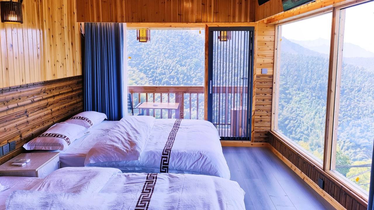 木梨硔云里人家民宿(松珍公路分店)