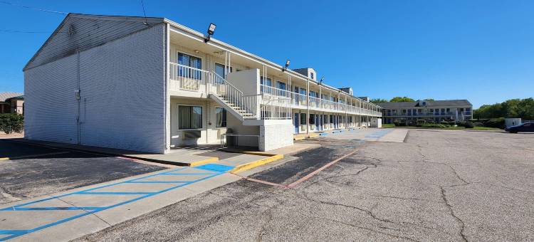 得克萨斯州休斯敦的韦伯斯特工作室6 - 那萨湖(Studio 6 Webster, TX  Houston - NASA Lake)图片