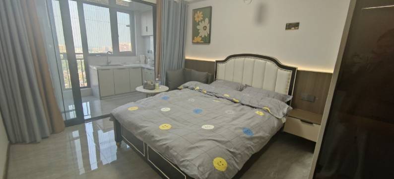 房东暖暖01公寓(大学城北路分店)图片