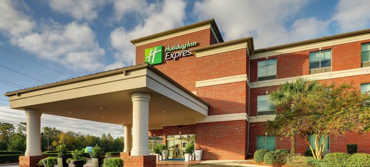 利兰-威尔明顿地区智选假日酒店(Holiday Inn Express LELAND - WILMINGTON AREA by IHG)图片