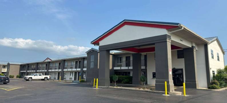 门罗速8酒店(Super 8 by Wyndham Monroe)图片