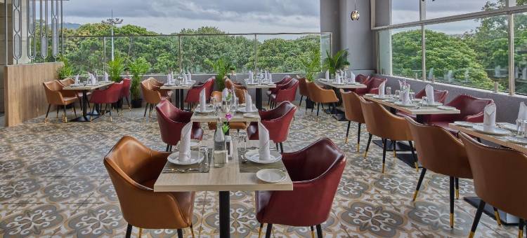 大陆大酒店迈索尔萨罗瓦尔波提科附属酒店(Grand Continent Mysore A Sarovar Portico Affiliate Hotel)图片