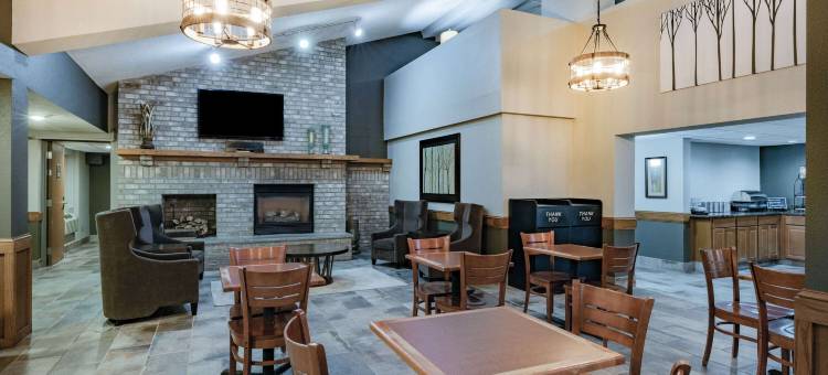 苹果谷美吟套房酒店(AmericInn by Wyndham Apple Valley)图片