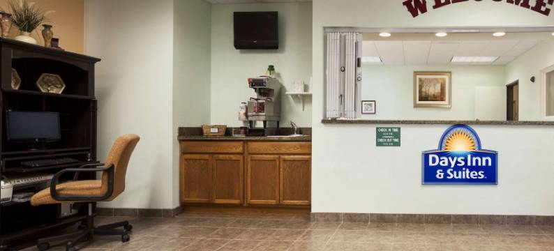 哥伦布东北戴斯套房酒店(Days Inn & Suites by Wyndham Columbus NE)图片