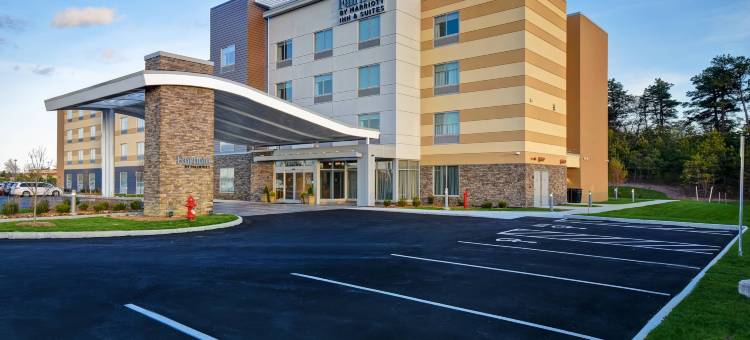 Fairfield Inn & Suites Plymouth图片