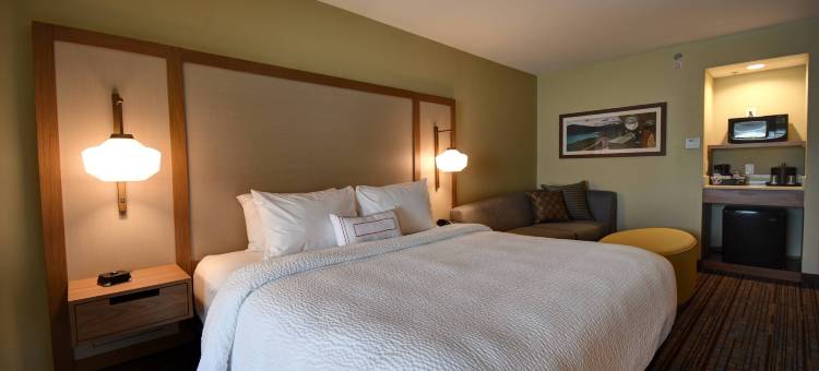 万枫酒店及套房密尔沃基北部(Fairfield Inn & Suites Milwaukee North)图片
