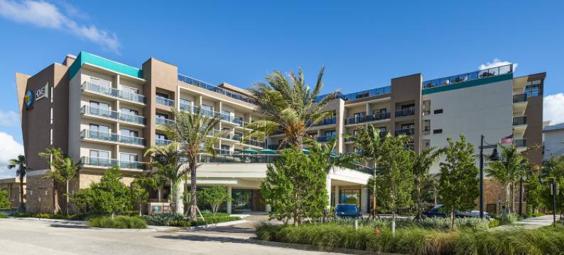 帕诺滩码头希尔顿Tru酒店(Tru by Hilton Pompano Beach Pier)图片