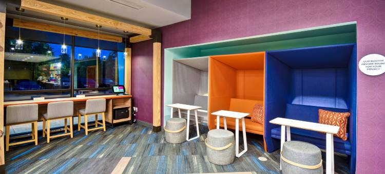 底特律斯特灵海茨Tru希尔顿酒店(Tru by Hilton Sterling Heights Detroit)图片