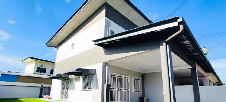 位于英达镇的3卧室公寓-278平方米|带3个独立浴室(Corner Lot Taman Bahagia Batu 7 (2Min to Airport))图片