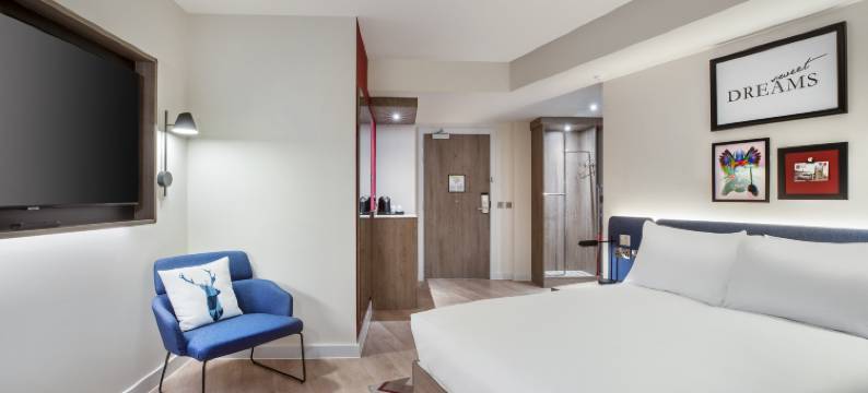 巴斯市希尔顿欢朋酒店(Hampton by Hilton Bath City)图片